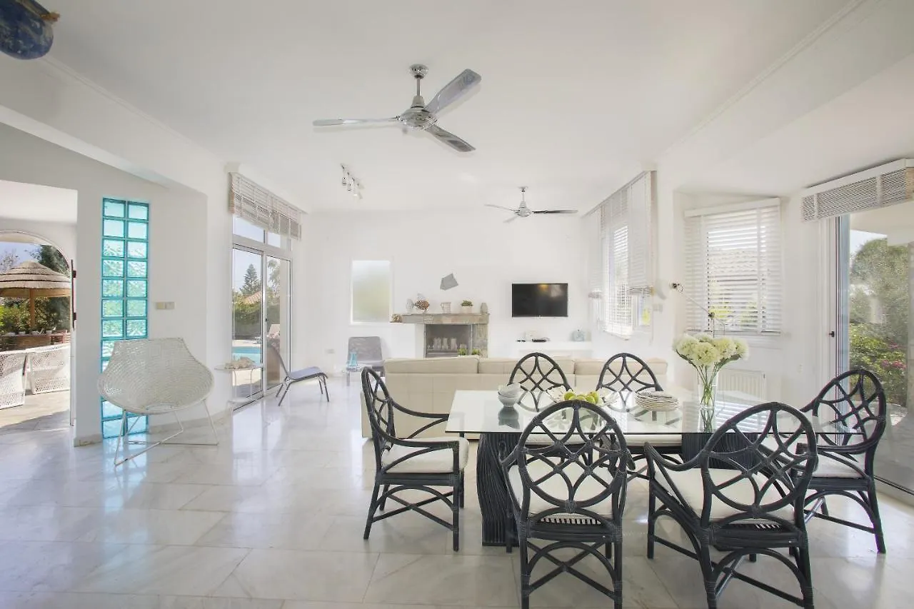 Protaras Villa Mazeri 0*,