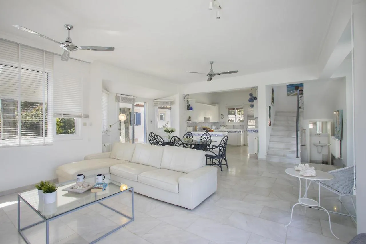 Protaras Villa Mazeri